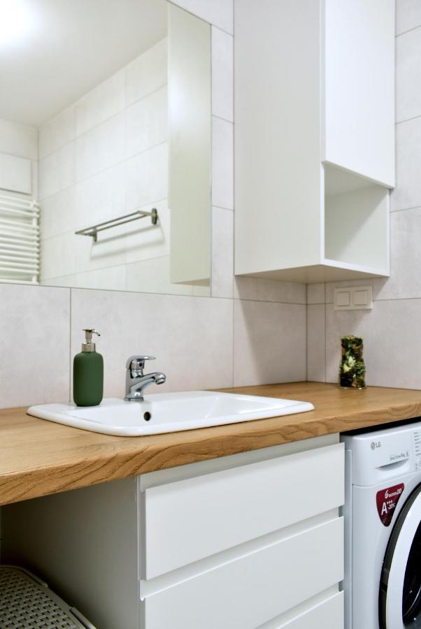 Fabryczna Apartment Łódź Eksteriør billede